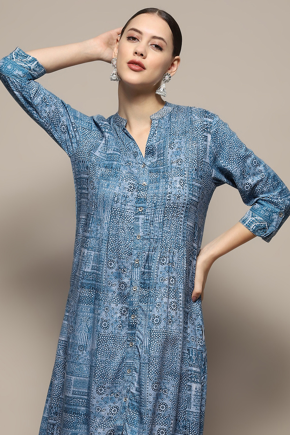 Beige Gathered Printed Straight Kurta image number 1