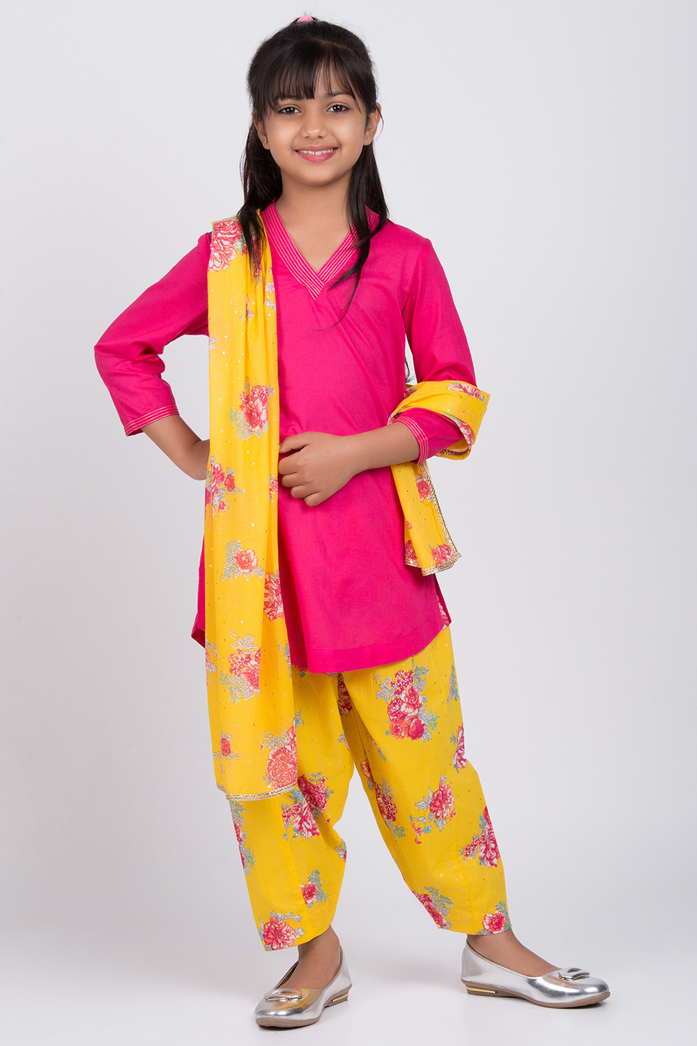 Pink Cotton Straight Kurta Salwar Suit Set image number 0