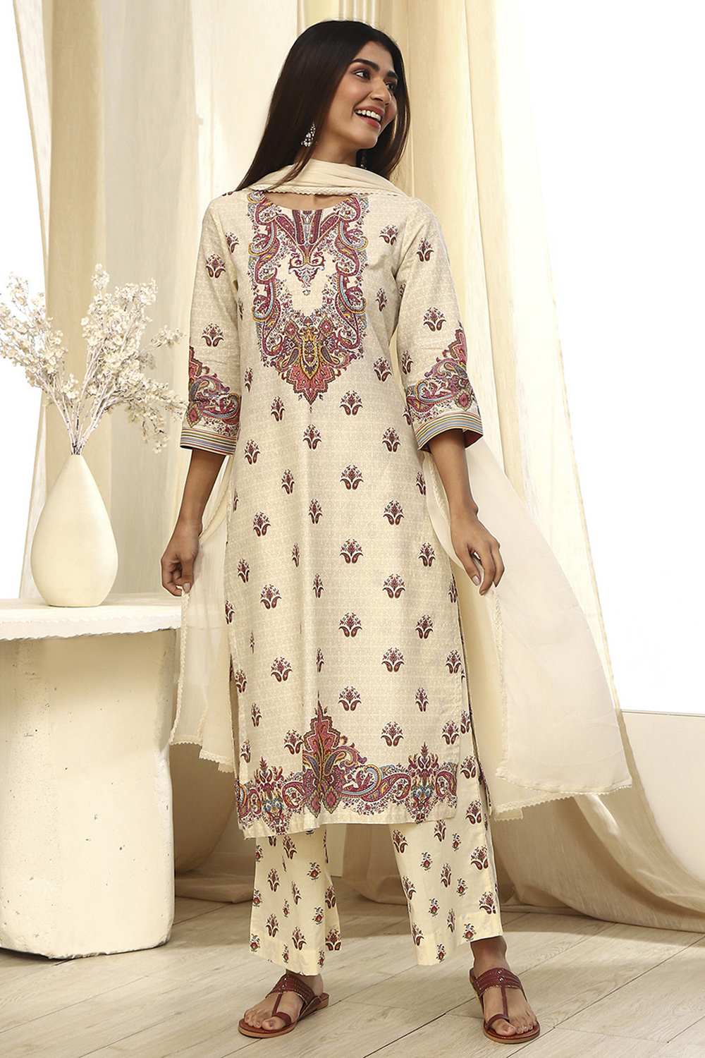 Beige Pure Cotton Printed Straight Suit Set image number 5