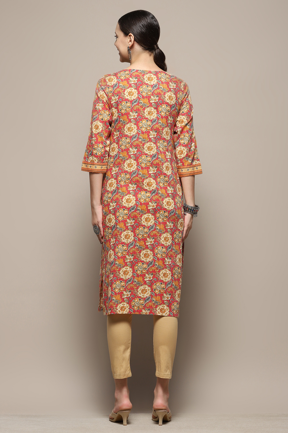 Pink Cotton Floral Printed Straight Kurta image number 3