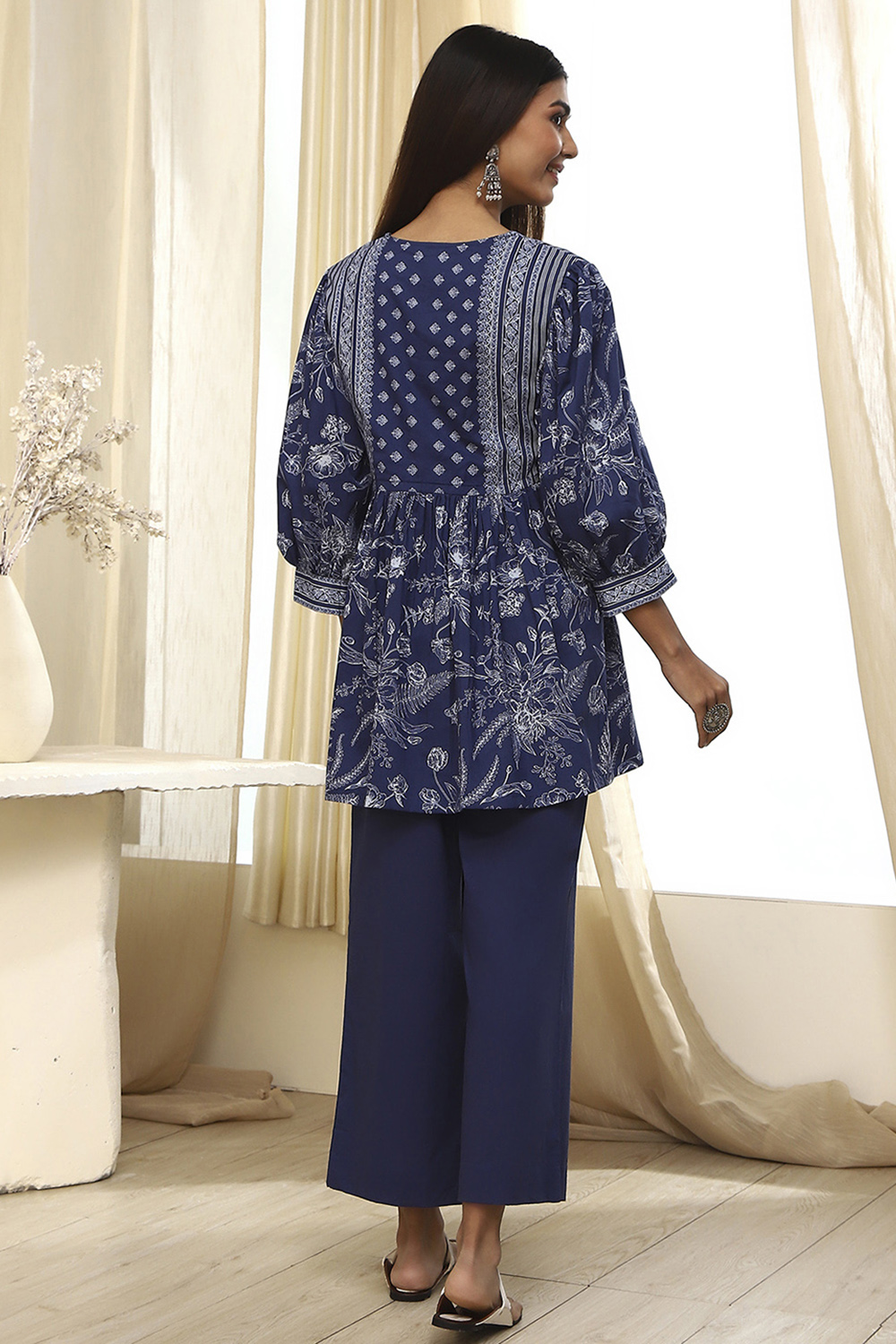 Indigo Pure Cotton Fusion Kurta Set image number 4