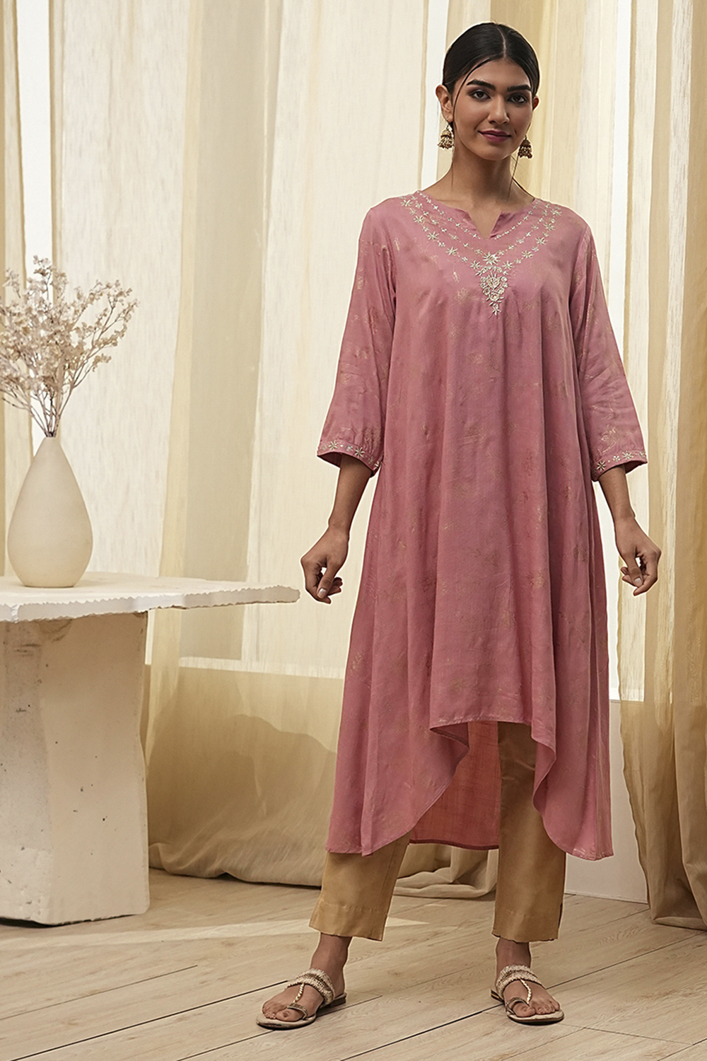 Dull Pink Asymmetric Kurta image number 5