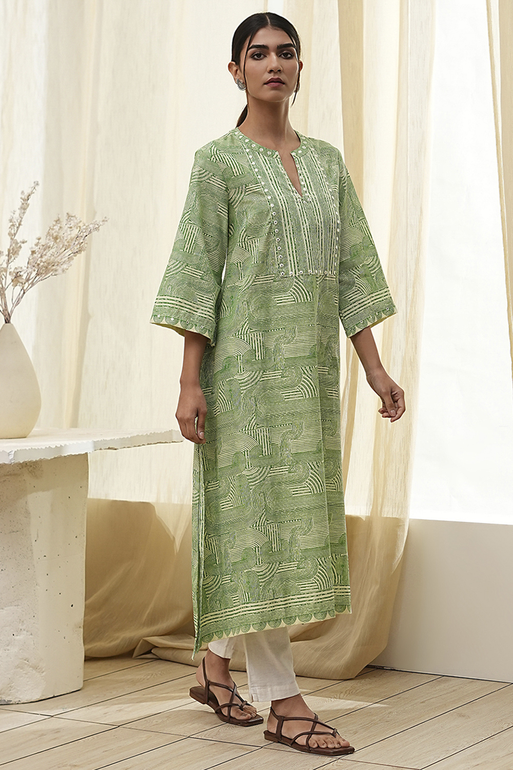 Green Straight Kurta image number 4