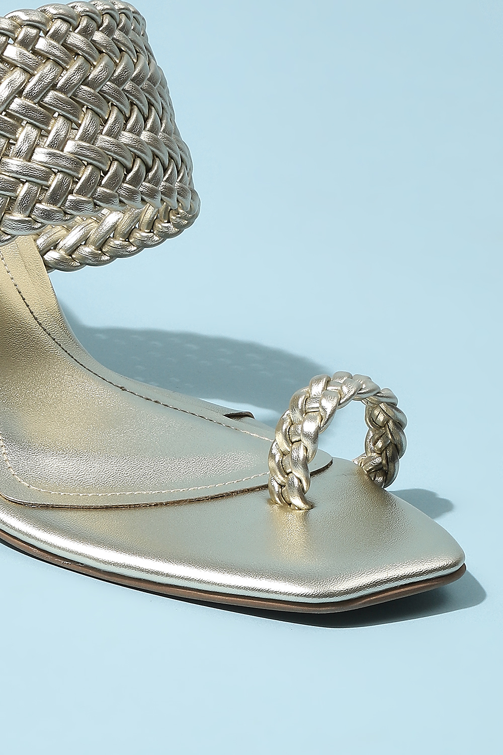 Gold PU Ring Toe Sandals image number 1