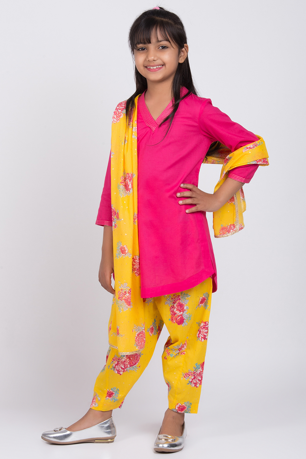 Pink Cotton Straight Kurta Salwar Suit Set image number 2