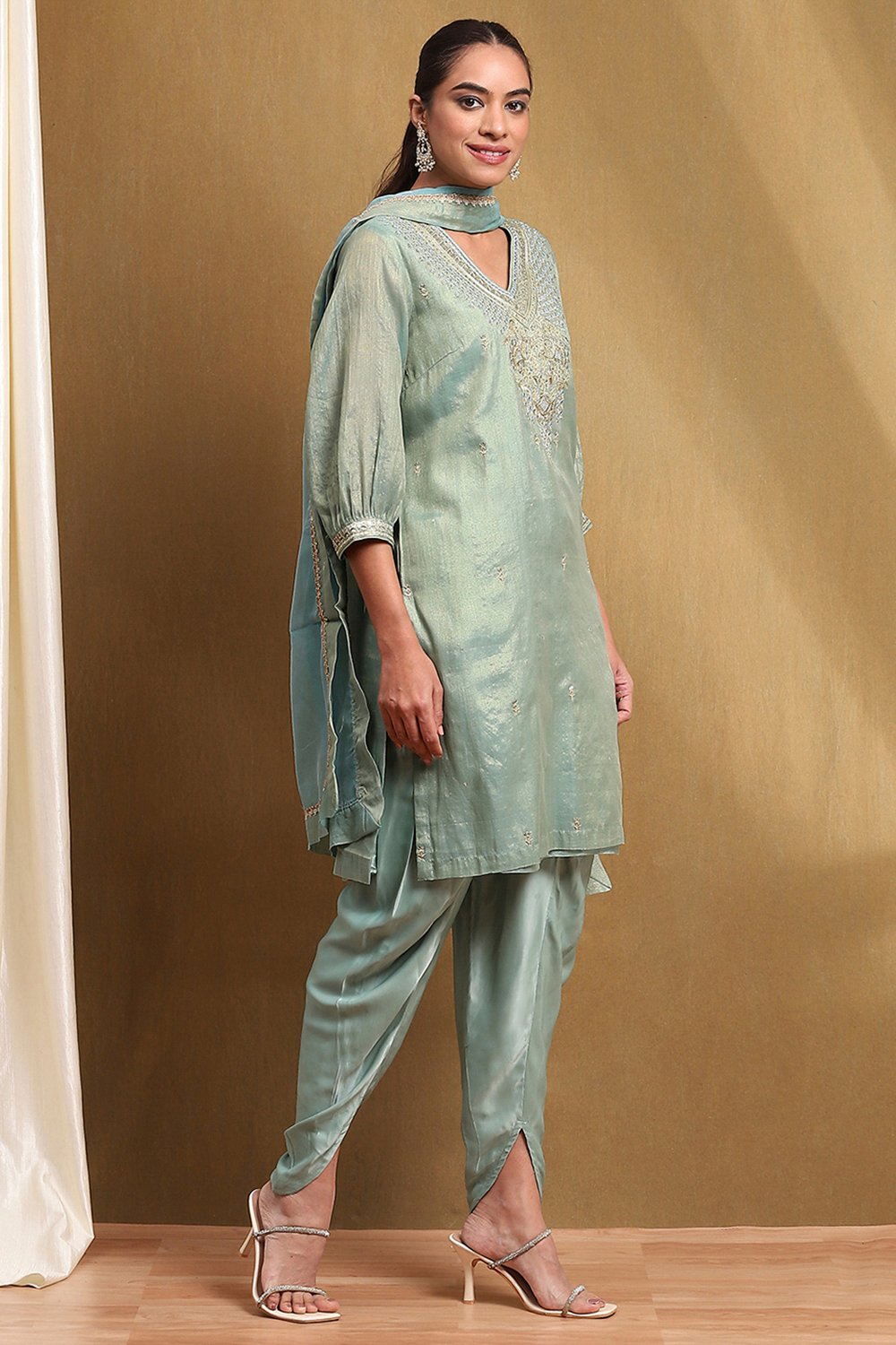 Powder Blue Cotton Short Straight Suit Set image number 5