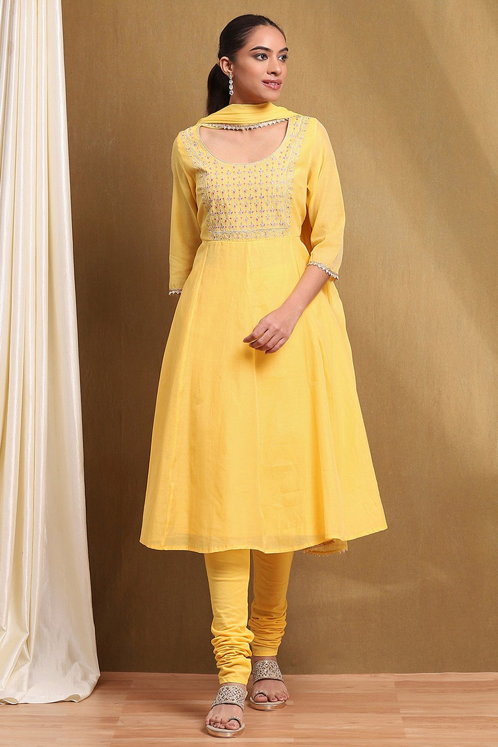 Yellow Embroidered Anarkali Suit Set image number 7