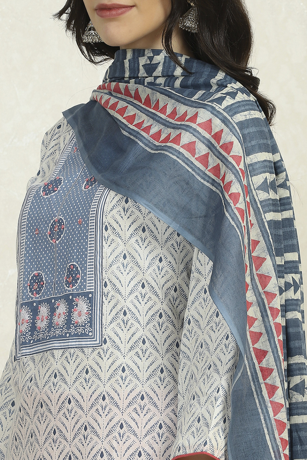 Grey Cotton Printed Embroidered Unstitched Suit Set image number 2