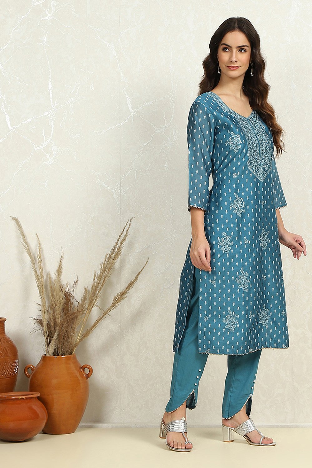 Blue Chanderi Floral Printed Unstitched Suit Set image number 3